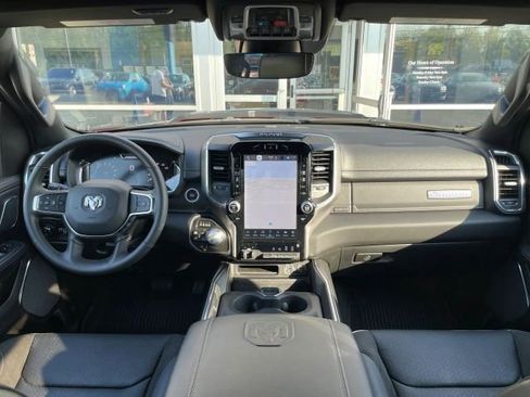 Used 2024 RAM 1500 Laramie AWD/4WD image 45