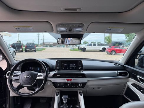 Used 2020 Kia Telluride S AWD/4WD image 24
