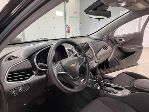 Used 2023 Chevrolet Malibu LT w/ Driver Confidence Package image 9