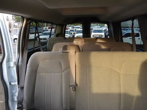 Used 2019 Chevrolet Express 3500 LT w/ LT Preferred Equipment Group image 14