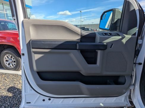 Used 2018 Ford F150 XL w/ Equipment Group 101A Mid image 10
