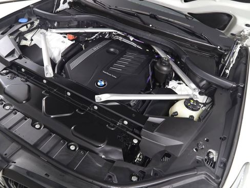 Used 2023 BMW X5 xDrive40i w/ Premium Package AWD/4WD image 18