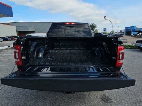 Used 2024 RAM 2500 Laramie AWD/4WD image 29