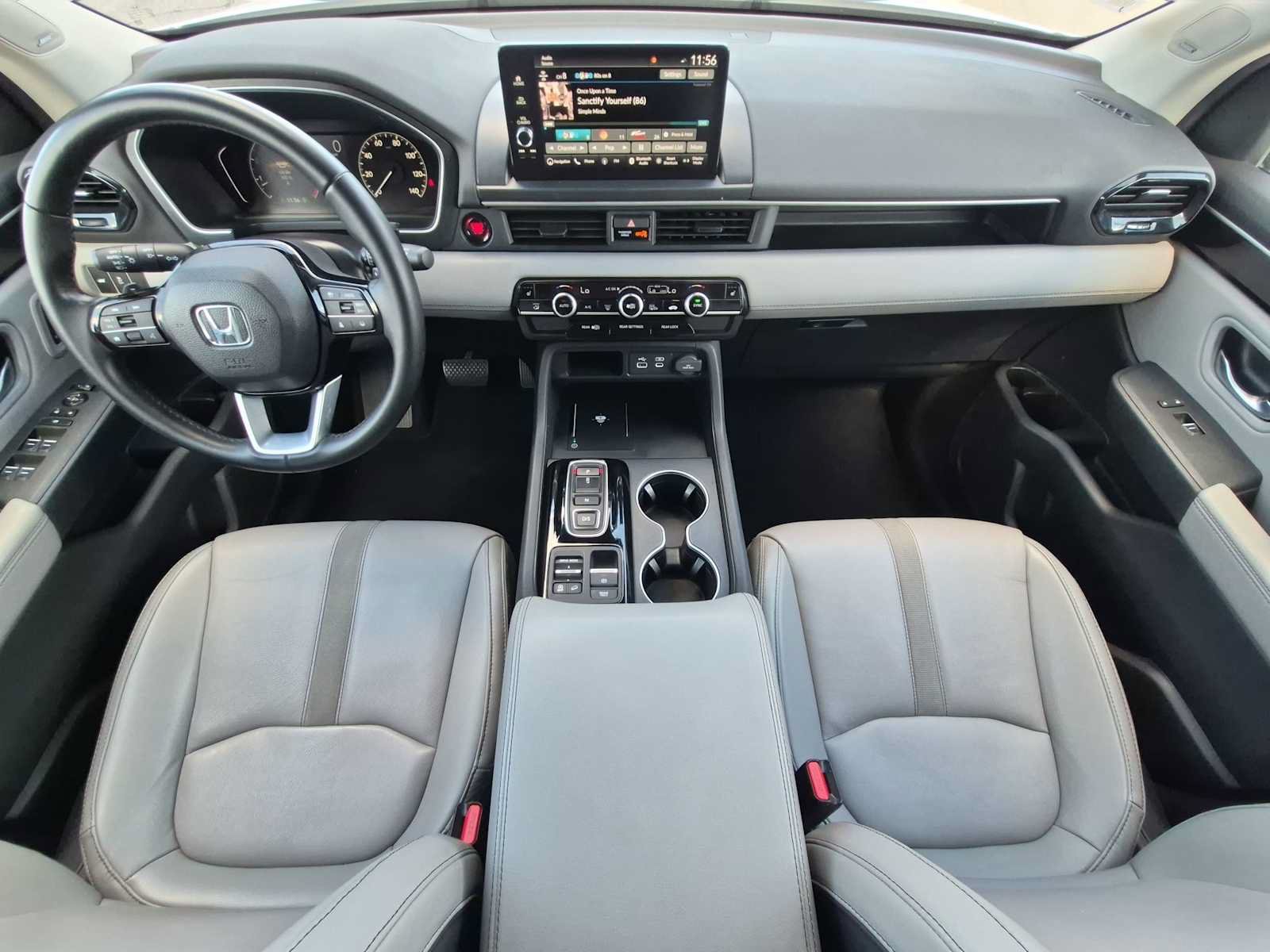 Certified 2024 Honda Pilot Touring image 14