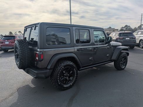 Used 2021 Jeep Wrangler Unlimited Sport image 5