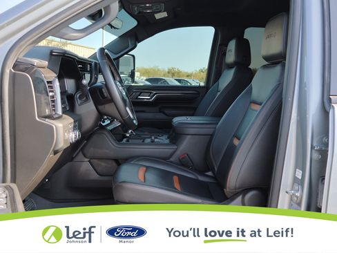 Used 2024 GMC Sierra 2500 AT4 w/ Technology Package image 13