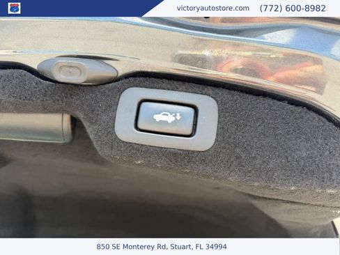 Used 2011 Lexus LS 460 AWD w/ Comfort Pkg image 46