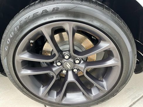 Used 2022 Dodge Challenger R/T Scat Pack RWD image 11