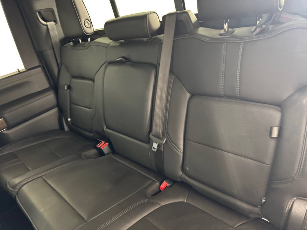 Used 2020 Chevrolet Silverado 2500 High Country w/ Technology Package AWD/4WD image 16
