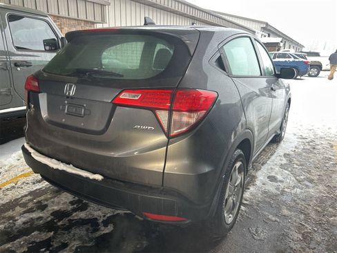 Used 2016 Honda HR-V LX image 3
