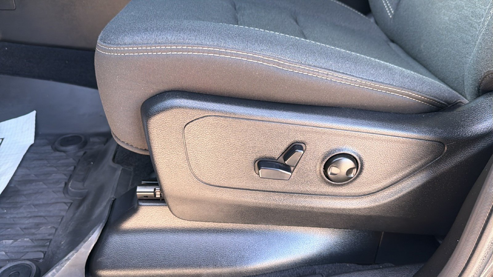 Used 2025 RAM 1500 Lone Star RWD image 11