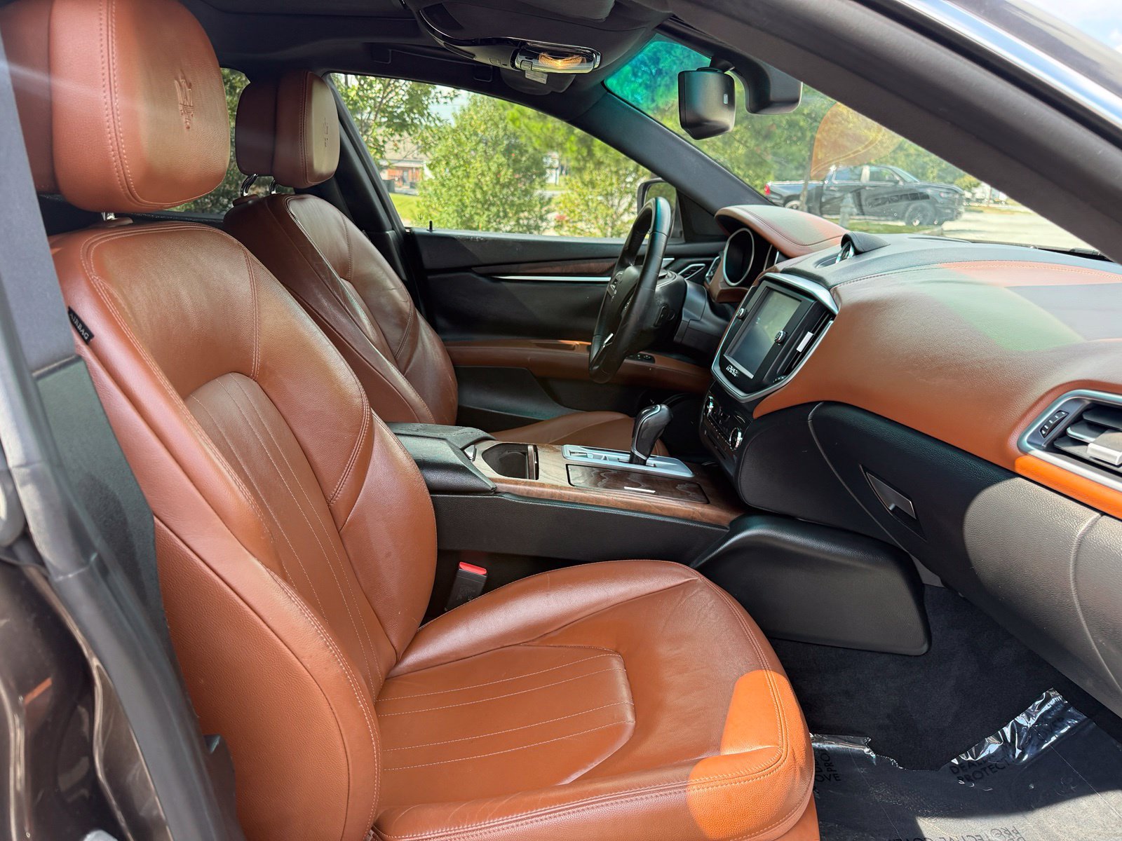 Used 2016 Maserati Ghibli RWD image 36