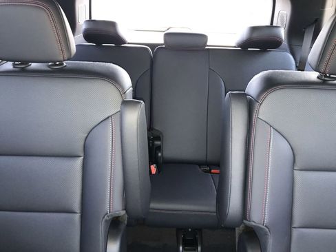 New 2026 Chevrolet Traverse Z71 w/ Enhanced Driving Package image 23