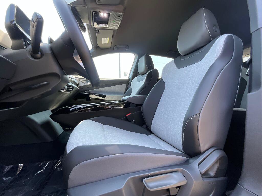 New 2026 Volkswagen ID.4 Pro AWD/4WD image 11