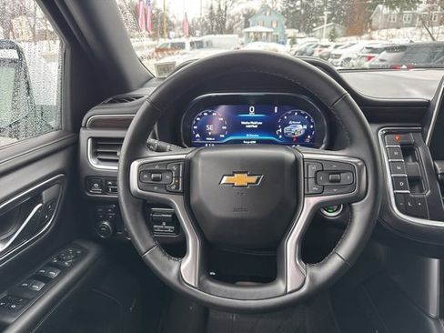 Used 2024 Chevrolet Tahoe LT w/ LT Signature Package image 24