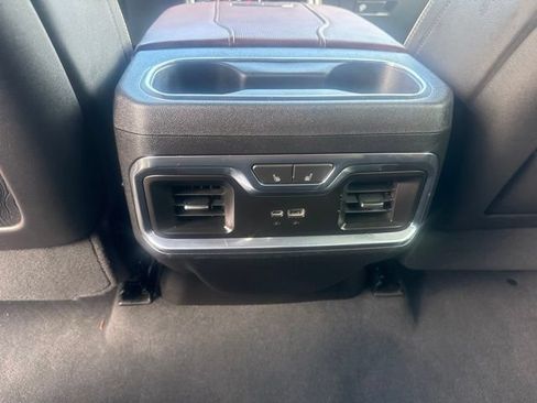 Used 2024 GMC Sierra 3500 Denali Ultimate AWD/4WD image 27