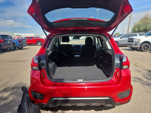 Used 2022 Mitsubishi Outlander Sport ES AWD/4WD image 18
