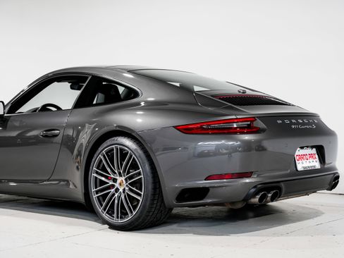 Used 2017 Porsche 911 Carrera S image 32