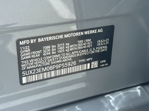 Used 2023 BMW X7 xDrive40i w/ M Sport Package AWD/4WD image 29