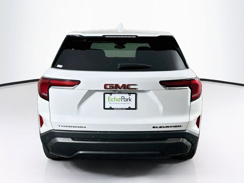 Used 2025 GMC Terrain Elevation FWD image 7