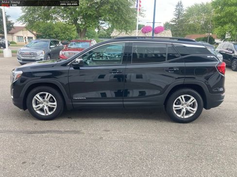 Used 2018 GMC Terrain SLE w/ Driver Convenience Package FWD image 8