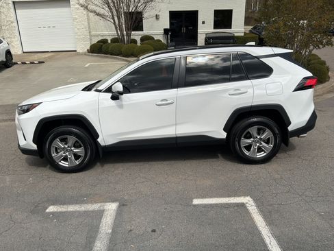 Used 2025 Toyota RAV4 XLE w/ Convenience Package image 8