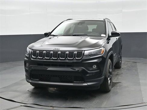 New 2026 Jeep Compass Latitude image 8