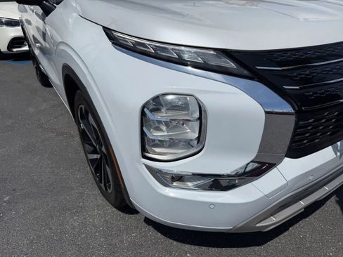 Used 2024 Mitsubishi Outlander SEL FWD image 5