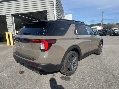 New 2026 Ford Explorer ST w/ Sun And Sound Package image 3