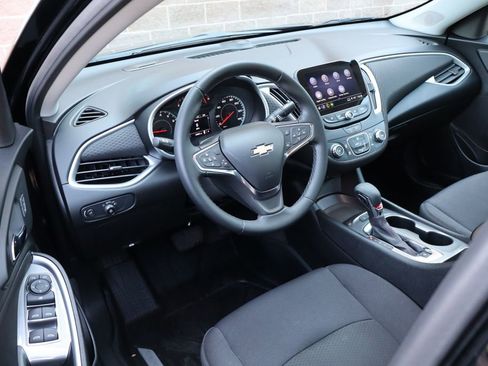 Used 2024 Chevrolet Malibu RS FWD image 13