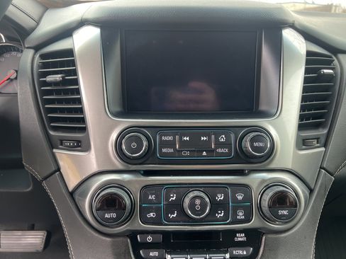 Used 2019 Chevrolet Tahoe LS image 17