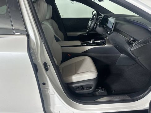 Used 2025 Lexus RX 350 Premium Plus FWD image 13