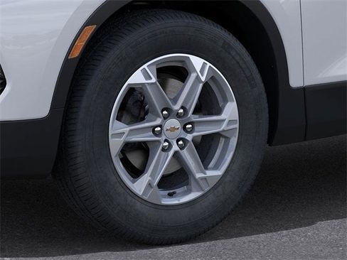 New 2024 Chevrolet Blazer LT w/ Driver Confidence Package image 9