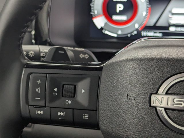 Certified 2026 Nissan Pathfinder SL FWD image 19