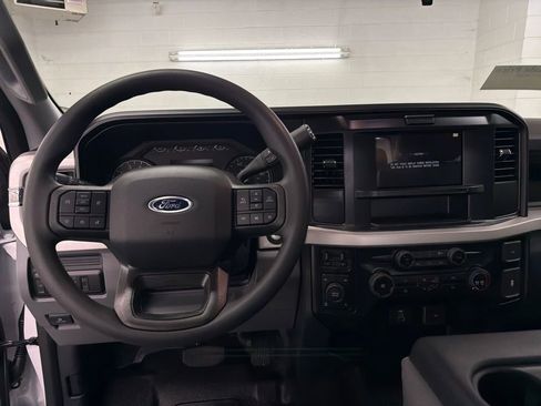 New 2026 Ford F250 XL w/ XL Chrome Package image 8