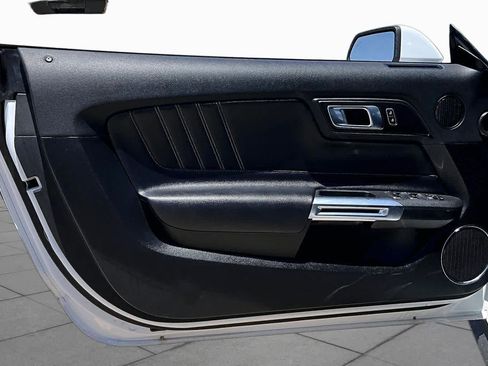 Used 2022 Ford Mustang Premium RWD image 20