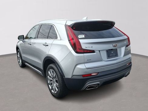 Used 2021 Cadillac XT4 Premium Luxury w/ Technology Package image 4