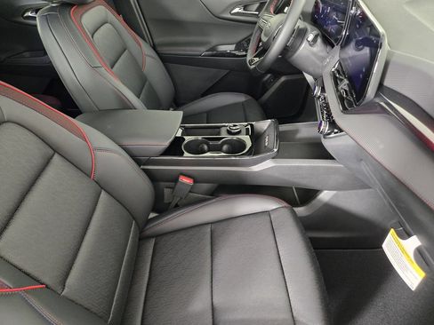 New 2026 Chevrolet Equinox RS w/ Convenience Package III FWD image 16