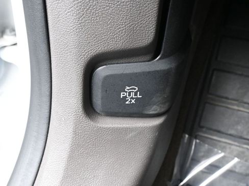 Used 2022 Lincoln Corsair Reserve image 38