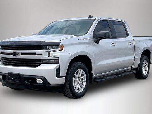 Used 2022 Chevrolet Silverado 1500 RST image 2