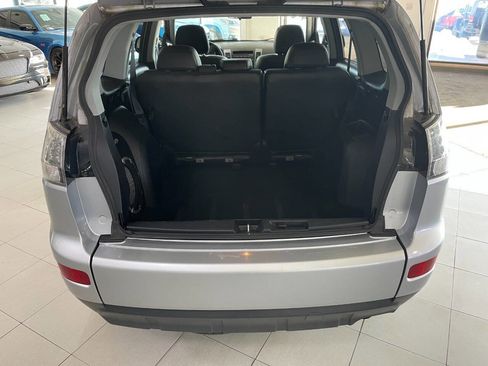 Used 2009 Mitsubishi Outlander SE image 7