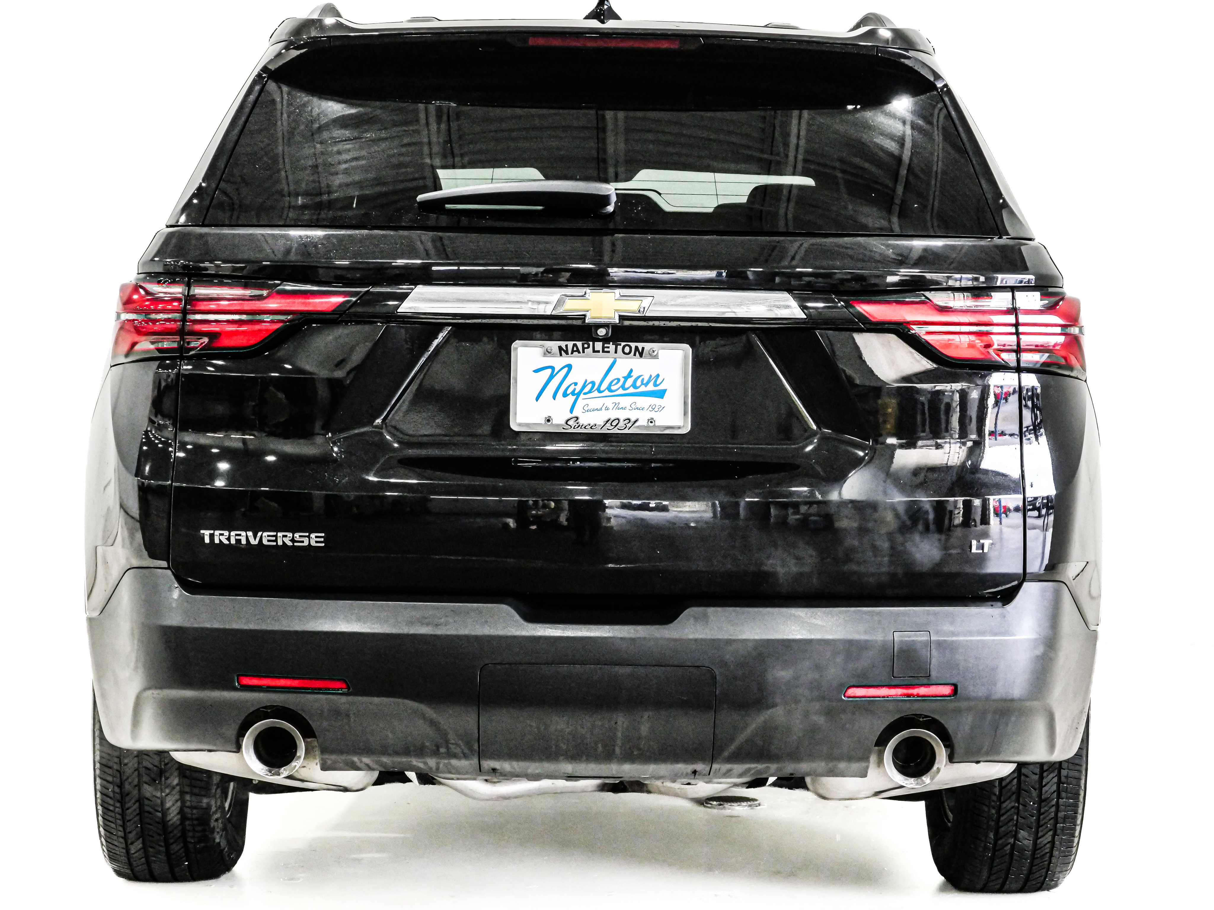 Used 2023 Chevrolet Traverse LT FWD image 7