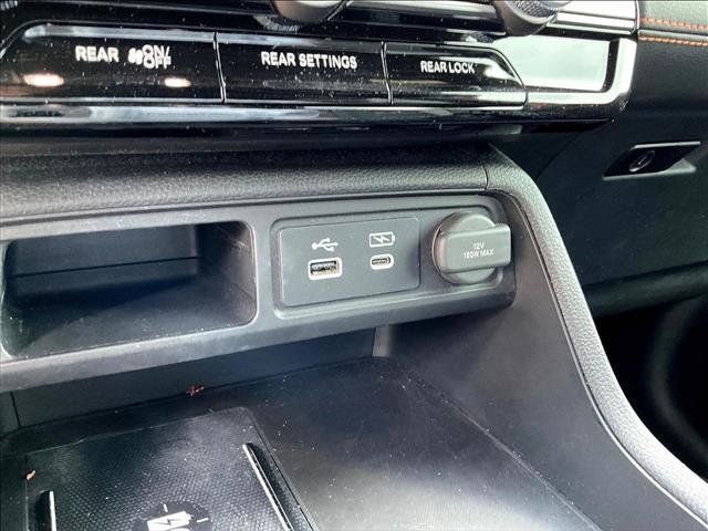 Used 2024 Honda Pilot TrailSport image 24