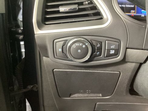 Used 2023 Ford Edge SEL w/ Convenience Package image 22