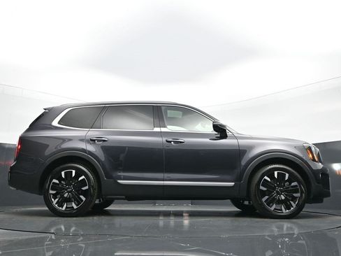 Used 2025 Kia Telluride SX w/ SX Captain's Chair Package FWD image 31