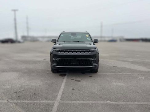 New 2026 Jeep Grand Wagoneer L Limited image 2