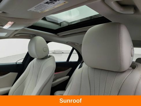 Used 2017 Mercedes-Benz E 300 4MATIC image 12