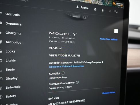 Used 2024 Tesla Model Y Long Range image 18