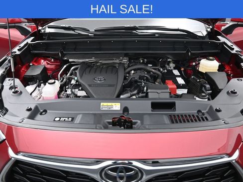 Certified 2025 Toyota Highlander LE image 42