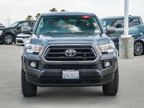Certified 2020 Toyota Tacoma SR5 RWD image 2